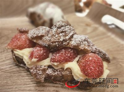 ▲蓝月堂 牛角包