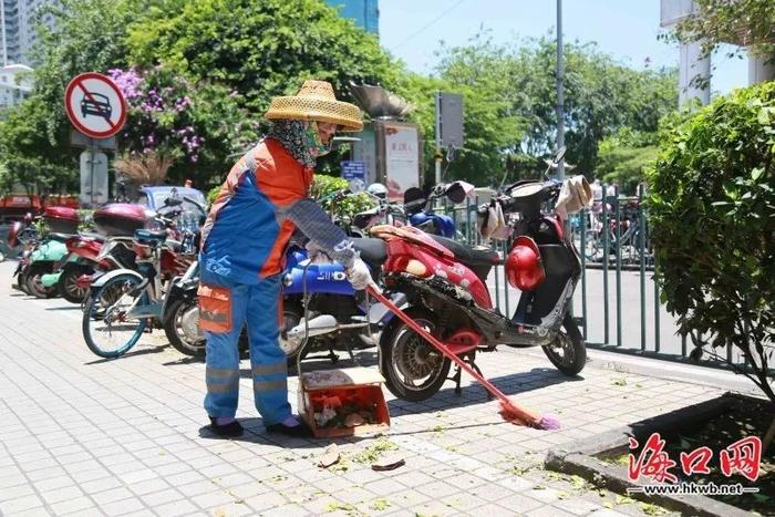 致敬海口这些劳动者！高温下的坚守，“暑”你最美！