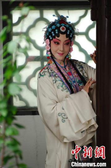 昆曲《牡丹亭·游园惊梦》剧照 主办方供图