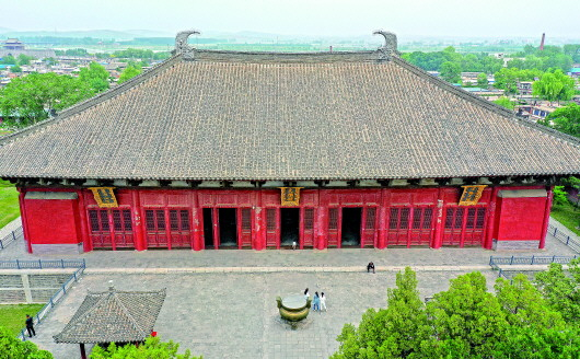 　　▲奉国寺大雄殿外景（6月9日摄，无人机照片）。记者姚剑锋摄