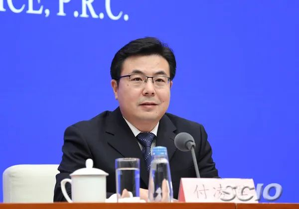 国家统计局新闻发言人付凌晖（国新办网站资料图片）