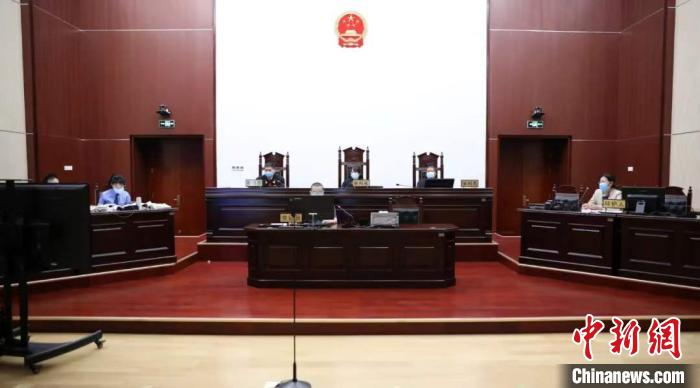 图为庭审现场。　山西省高院供图