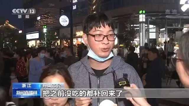 大排档业主：每天收入三万元…