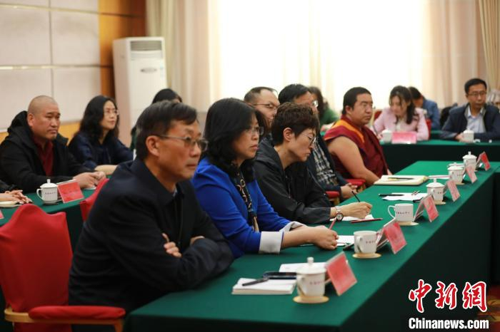 图为通报会现场。　潘雨洁 摄