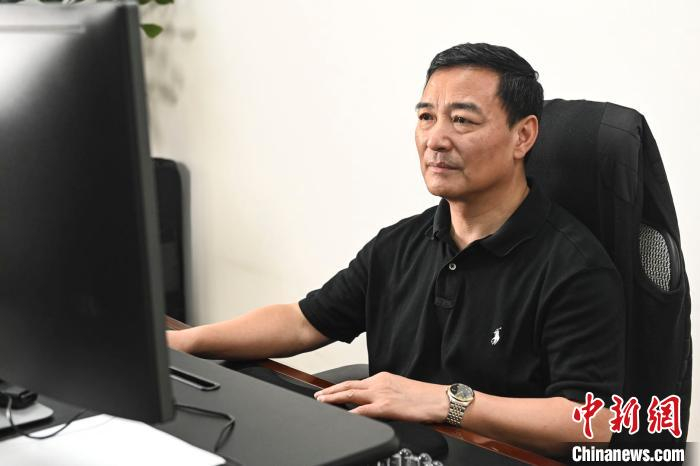 华南农业大学国家农业制度与发展研究院院长罗必良教授。 陈骥旻 摄