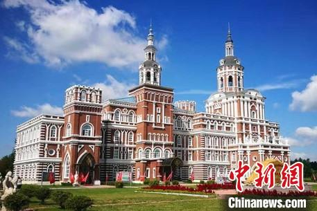 伏尔加庄园内的俄式建筑 伏尔加庄园供图 