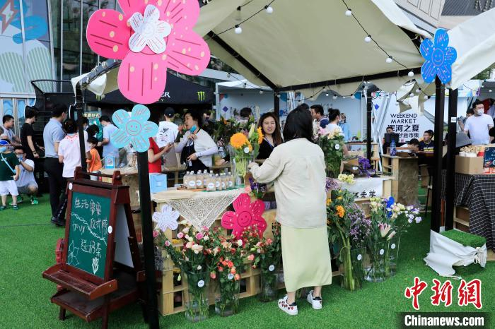     浑河之夏盛京创意市集。　沈殿成 摄