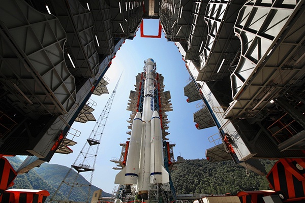用于发射北斗三号卫星的长征三号乙火箭。高楠 摄