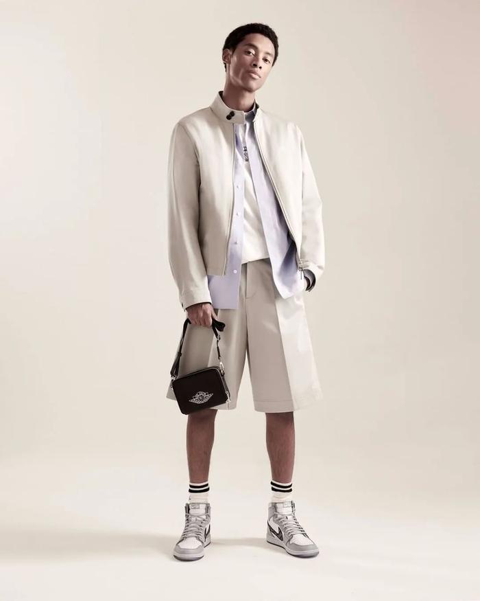 潮闻快食 | Dior x AJ1 开始接受抽签登记；KITH 2020 夏季系列 LOOKBOOK 释出