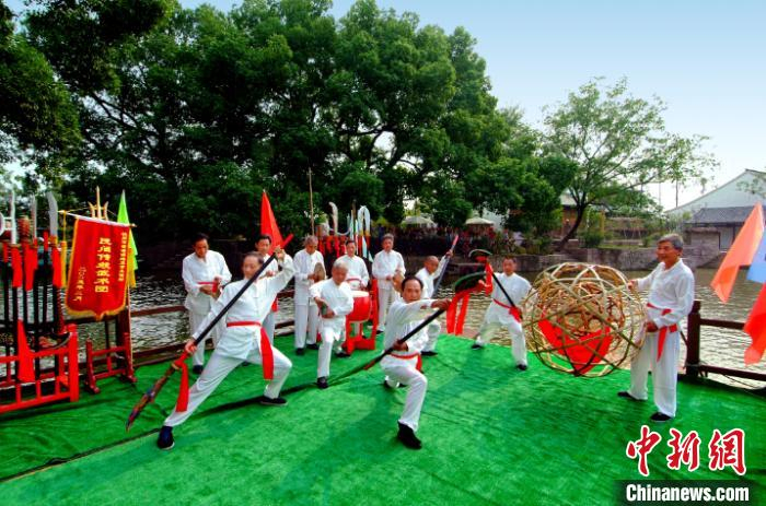 图为活动现场 西溪湿地供图