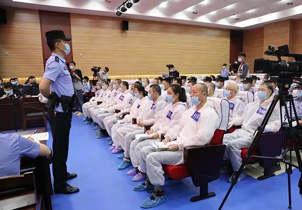 贾延成涉黑团伙在西安未央区法院受审。&nbsp; 未央法院 图&nbsp;&nbsp;