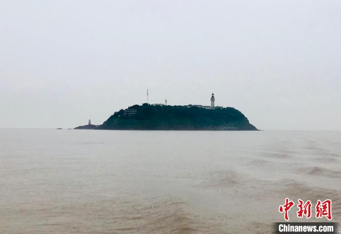 风雨中的七里峙。　李典 摄