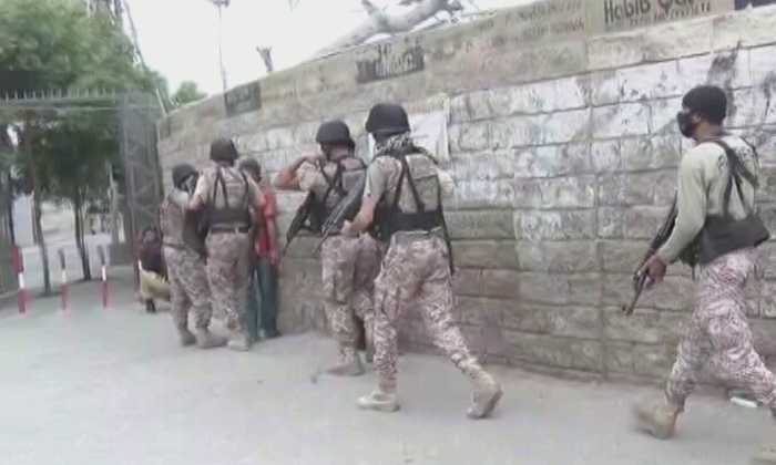  △图为安全部队