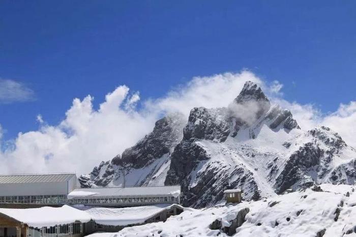 等一个人，陪我去玉龙雪山