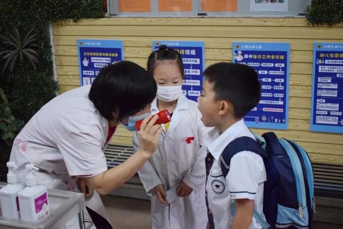 萌娃回归！多图直击开平市幼儿园开学首日现场