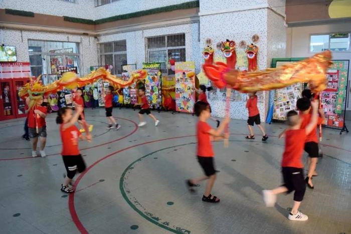 萌娃回归！多图直击开平市幼儿园开学首日现场