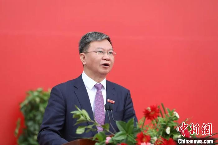 图为兰州大学校长严纯华致辞。兰州大学供图