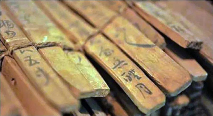 溯源讨流，说文解字——曾宪通教授学术访谈