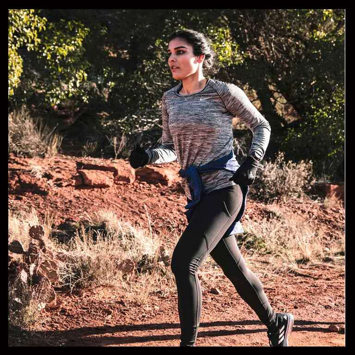 爱莎·卡马尔。