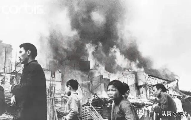 日军轰炸导致1000中国人闷死：1941年6月5日六五重庆隧道惨案发生