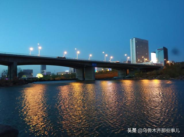 乌鲁木齐最大十个公园（广场）在这里，都在800亩以上