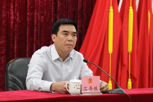 他从派出所民警到副部级领导