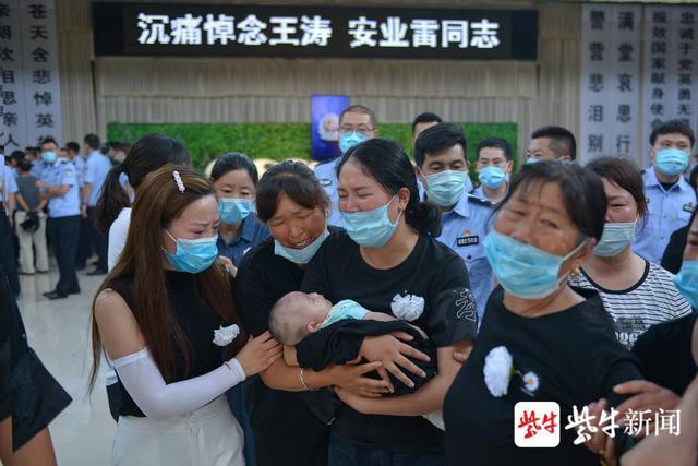 突遭袭击，他们直面挺身留出“生命空间”——追记淮安特警王涛、辅警安业雷