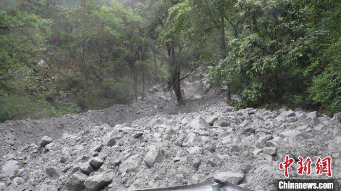 图为泥石流导致受灾范围扩大。受访单位供图
