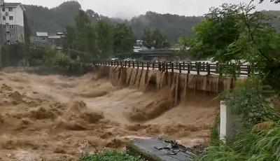 南平遭暴雨袭击 福建省消防救援总队营救被困人员461人