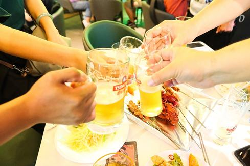 新鲜纯生乐享鲜活人生，TSINGTAO纯生酒吧率“鲜”而来！