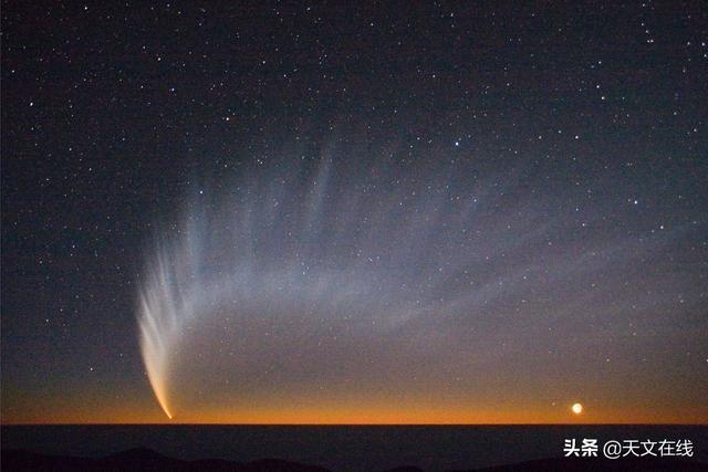 天文小知识：大彗星是什么？我们什么时候能看到？