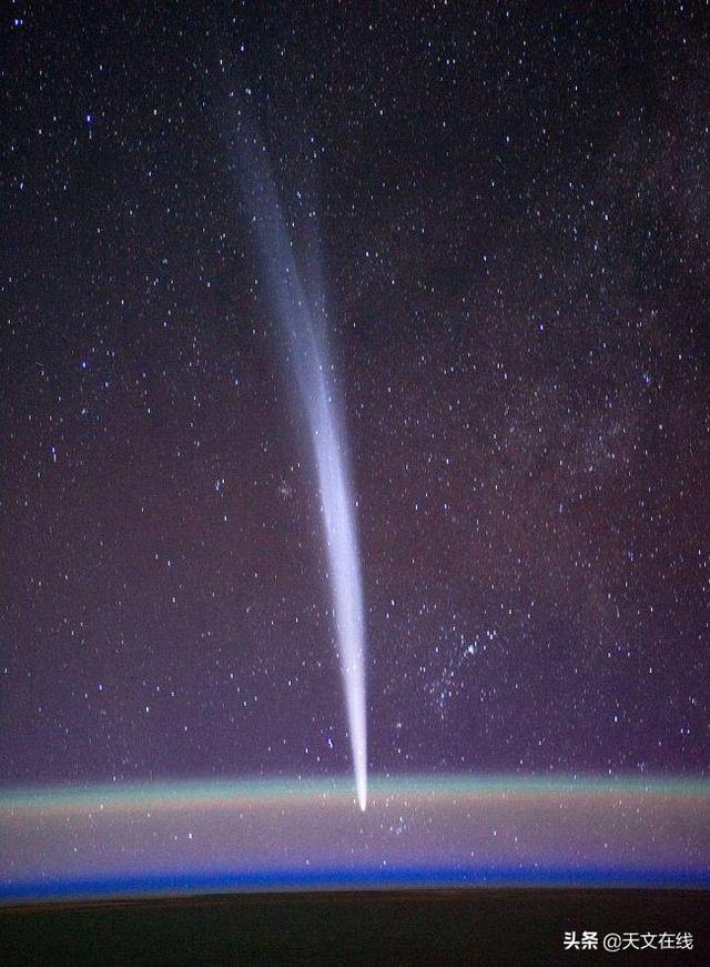 天文小知识：大彗星是什么？我们什么时候能看到？
