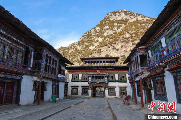 图为太昭古城。　西藏工布江达县工布旅游开发有限公司 供图