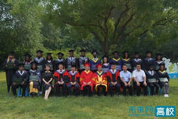 渤海大学校长留学生毕业典礼讲话：记住中国 记住母校 常回母校看看