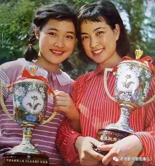 淳朴而可爱的80年代女星们，同件衣服陈冲刘晓庆轮流穿