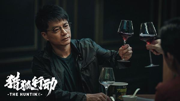 梁朝伟、段奕宏同框对决，电影《猎狐行动》明年公映