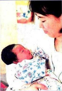 中国首个第三代试管婴儿20岁了！她之后还有“治疗婴儿”“无癌宝宝”