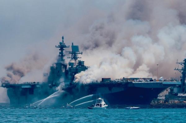 这个则是糟心的时候了。不仔细看，还以为是“袭击珍珠港”了