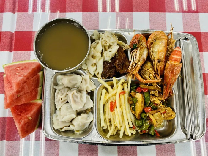 机关探秘丨各地公务员的食堂都吃些啥？