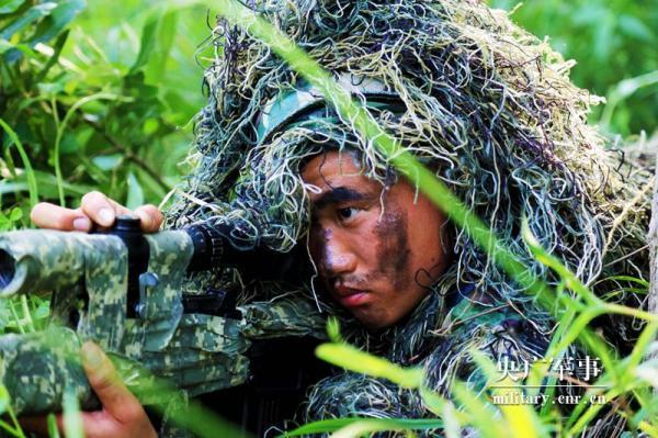 “猎人”对决，荒野争锋！看海军陆战队某旅狙击手集训