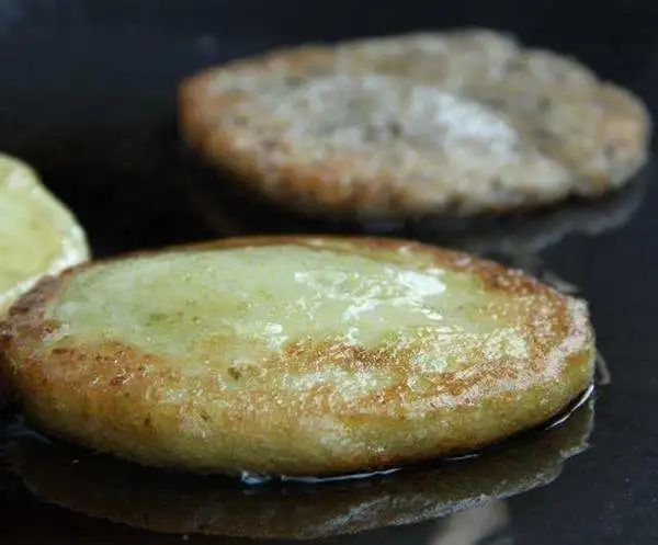 棠梨花粑粑 资料图