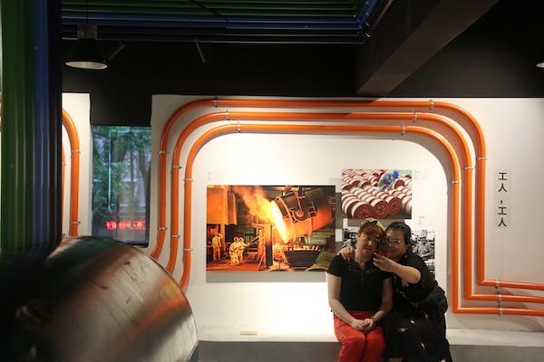 “万吨水压机”诞生处，“粟上海·红园美术馆”揭幕