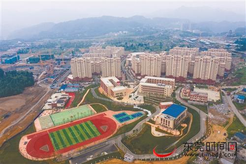 ■昭通市镇雄县大地易地搬迁安置点 首席记者 郑琳东 摄