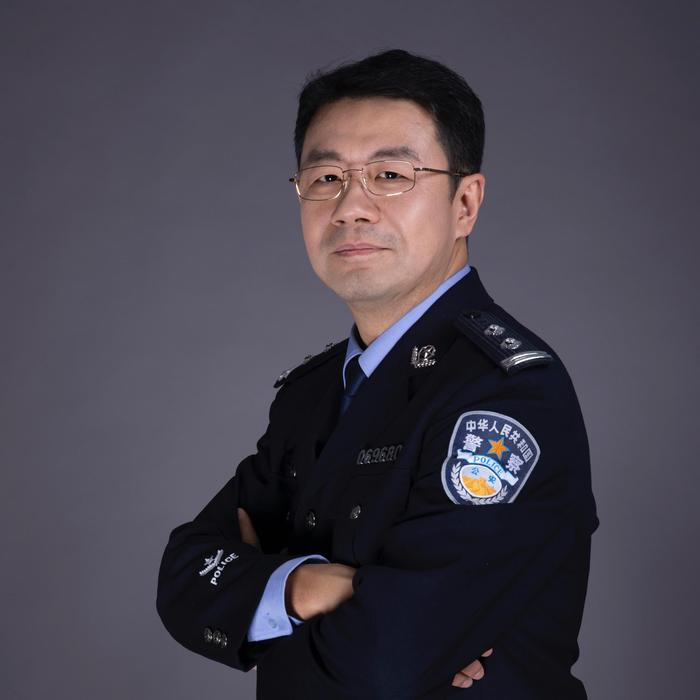 专访｜吕铮：我希望通过《三叉戟》，让大家看懂警察是什么