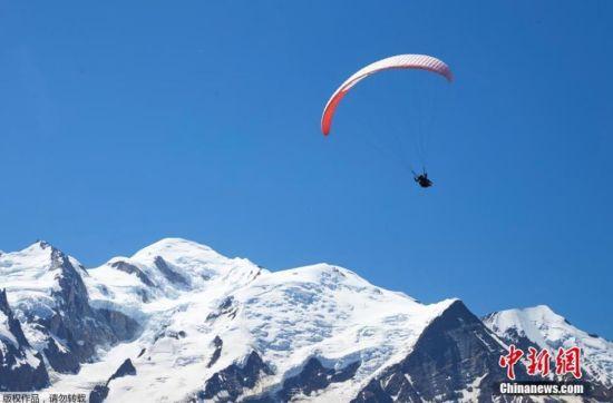 法国沙莫尼·勃朗峰对游客开放