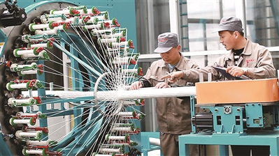  龙固镇以产业发展带动百姓致富。