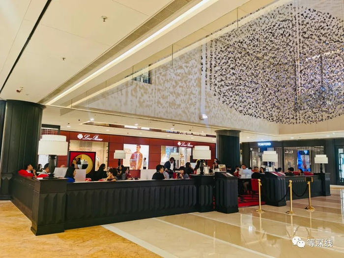 如今，牛排馆位置已是一间开放式甜品店，再无当年痕迹 &nbsp; 图片来自网络