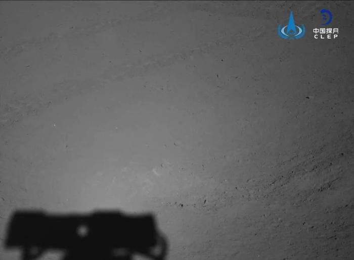 嫦娥四号着陆器和“玉兔二号”月球车进入第二十月夜