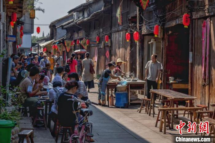 “游埠酱坊 兰溪宣传部供图 摄