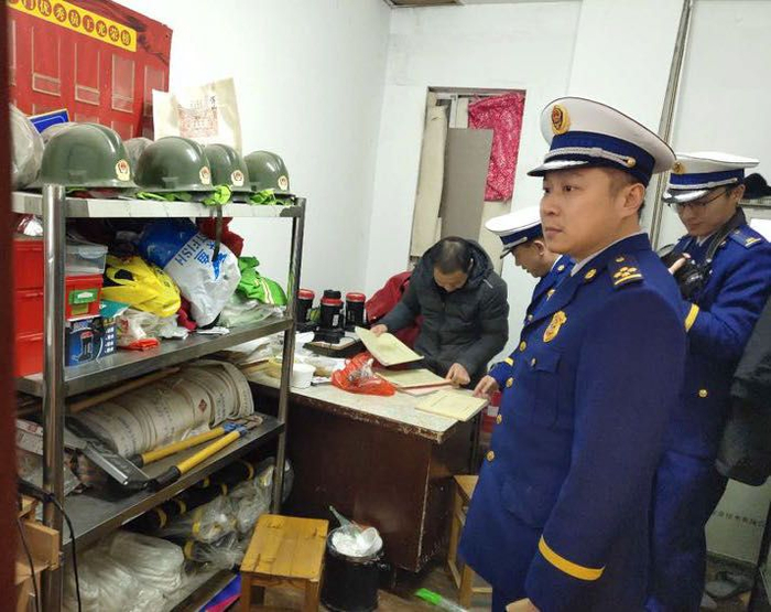 陈陆生前的工作照。受访者供图